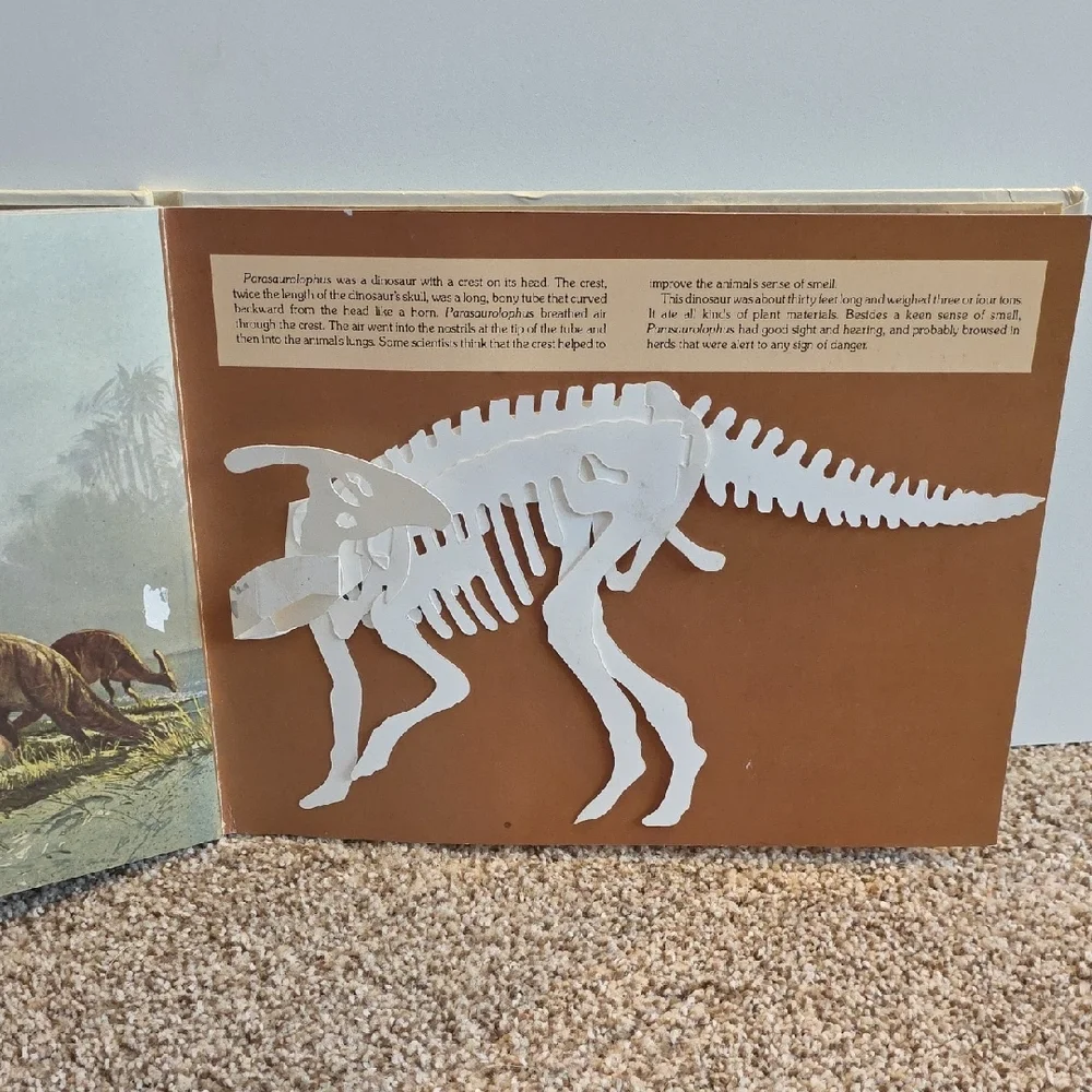 Vintage Pop Up Book - Dinosaurs A Lost World Pop-Up Book